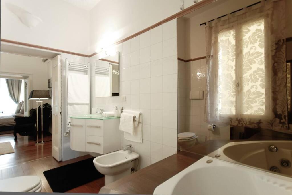 Banchi - Classic Apartment Between Navona And Campo Dei Fiori 로마 외부 사진